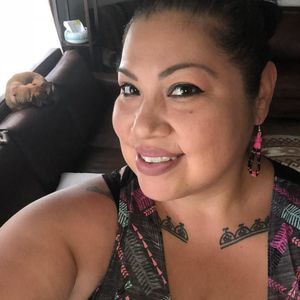 Meet your Posher, Angela